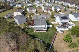 138 Buckeye Ct, Burlington, NC 27215 - Photo 6