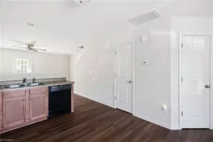 111 Swan Haven Ln, Greensboro, NC 27405 - Photo 10