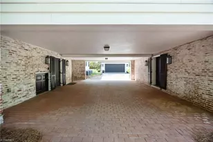 2319 Princess Ann St, Greensboro, NC 27408 - Photo 44