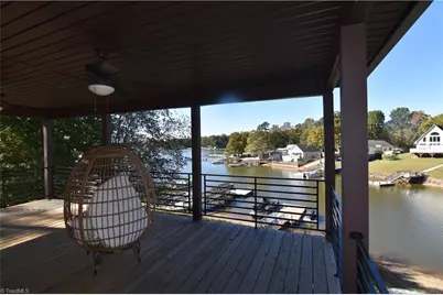 310 Lake Shore Avenue, Lexington, NC 27292 - Photo 4