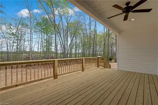 140 Bud Rd, Reidsville, NC 27320 - Photo 10