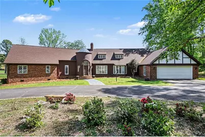 315 Dorado Drive, High Point, NC 27265 - Photo 4