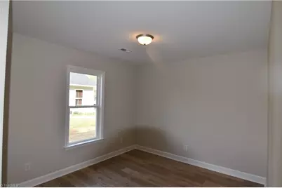 304 E 8th Street 8th Street, Lexington, NC 27295 - Photo 12