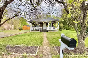 1072 Grassy Knob Rd, Pilot Mountain, NC 27041 - Photo 2