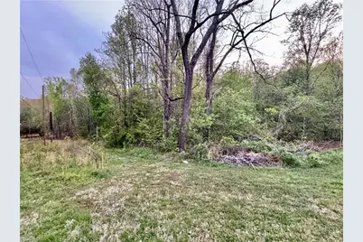 1072 Grassy Knob Road, Pilot Mountain, NC 27041 - Photo 4