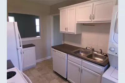 2527 Miller Park Circle #C, Winston-Salem, NC 27103 - Photo 4