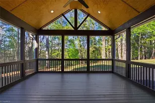 2218 Brigham Rd, Greensboro, NC 27409 - Photo 14