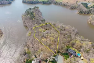 1600 Allen Jarrett Dr, Mebane, NC 27302 - Photo 4