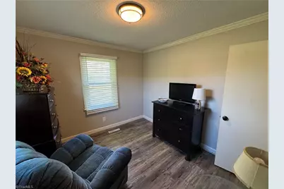 3145 Volunteer Road, Pinnacle, NC 27043 - Photo 46