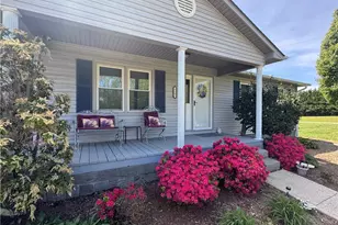 3145 Volunteer Rd, Pinnacle, NC 27043 - Photo 4