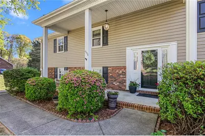 4608 Sun Valley Lane, Kernersville, NC 27284 - Photo 4