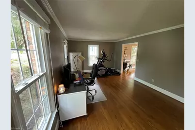 802 Gretchen Lane, Greensboro, NC 27410 - Photo 2