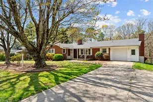 1048 Lindale Dr, Asheboro, NC 27205 - Photo 2