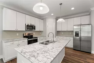 410 Salem Grace St, Kernersville, NC 27284 - Photo 12