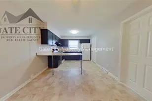 611 Mobile St, Greensboro, NC 27406 - Photo 2
