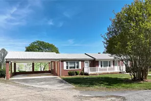 300 Cub Creek Church Rd, Wilkesboro, NC 28697 - Photo 36