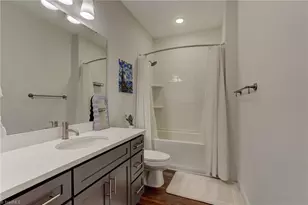 610 Pompano Dr, Greensboro, NC 27410 - Photo 20