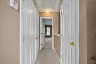 4143 Tarrant Trace Cir, High Point, NC 27265 - Photo 28