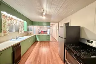 1210 Jackson Lake Rd, High Point, NC 27263 - Photo 4