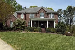 283 Heatherwood Dr, Winston-Salem, NC 27107 - Photo 2