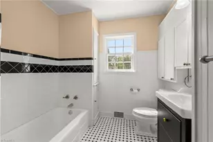 324 Woodrow Ave, High Point, NC 27262 - Photo 28