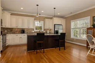 106 Breckenridge Dr, Thomasville, NC 27360 - Photo 14