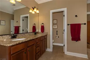 106 Breckenridge Dr, Thomasville, NC 27360 - Photo 28