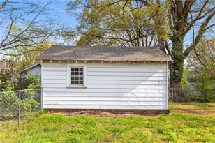 900 W Monroe St, Mayodan, NC 27027 - Photo 28