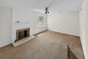 5401 Bayberry Ln, Greensboro, NC 27455 - Photo 2