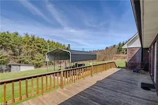 11325 Glade Valley Rd, Ennice, NC 28623 - Photo 14