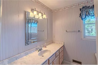 11325 Glade Valley Road, Ennice, NC 28623 - Photo 30