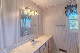 11325 Glade Valley Rd, Ennice, NC 28623 - Photo 30