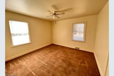 2894 US Highway 158 W, Yanceyville, NC 27379 - Photo 16