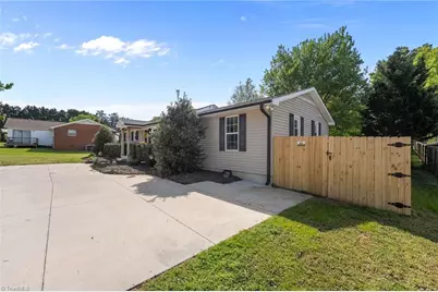 1066 Third Street, Mebane, NC 27302 - Photo 22