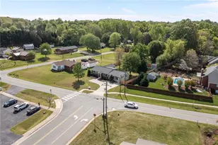 1066 Third St, Mebane, NC 27302 - Photo 34