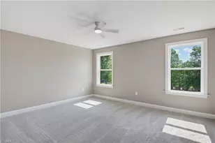 2107 Medhurst Dr, Greensboro, NC 27410 - Photo 12