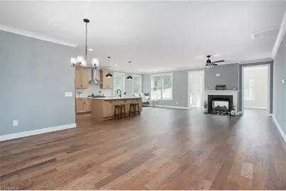 2200 Delaine Point, High Point, NC 27265 - Photo 10