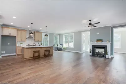 2200 Delaine Point, High Point, NC 27265 - Photo 12