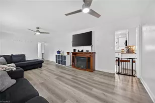 512 Croydon Ln, Winston-Salem, NC 27107 - Photo 6