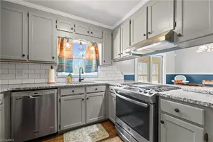 233 Rock Spring Dr, Reidsville, NC 27320 - Photo 6