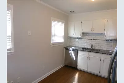 3915 Valley Court, Winston-Salem, NC 27106 - Photo 4