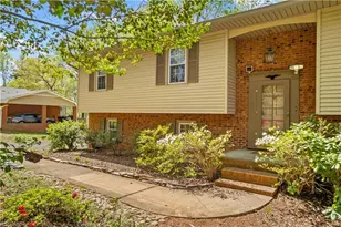 4325 Rosebriar Ln, Winston-Salem, NC 27106 - Photo 2