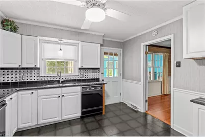 4325 Rosebriar Lane, Winston-Salem, NC 27106 - Photo 6