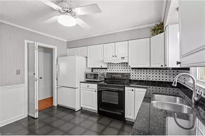 4325 Rosebriar Lane, Winston-Salem, NC 27106 - Photo 4