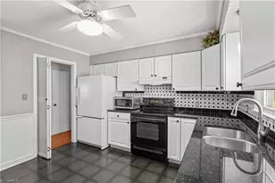 4325 Rosebriar Ln, Winston-Salem, NC 27106 - Photo 4