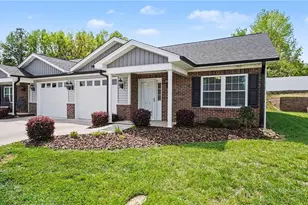 240 Londelle Ln, Asheboro, NC 27205 - Photo 4