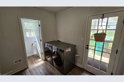 140 Allen Road, Reidsville, NC 27320 - Photo 16