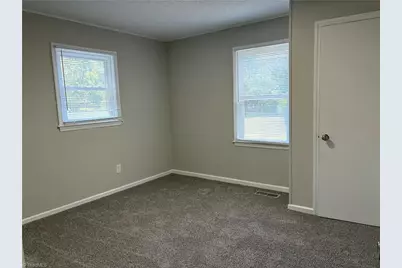 212 N 12th Avenue, Mayodan, NC 27027 - Photo 16