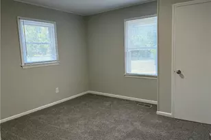 212 N 12th Ave, Mayodan, NC 27027 - Photo 16