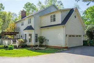 2190 Benwicke Dr, Pfafftown, NC 27040 - Photo 4